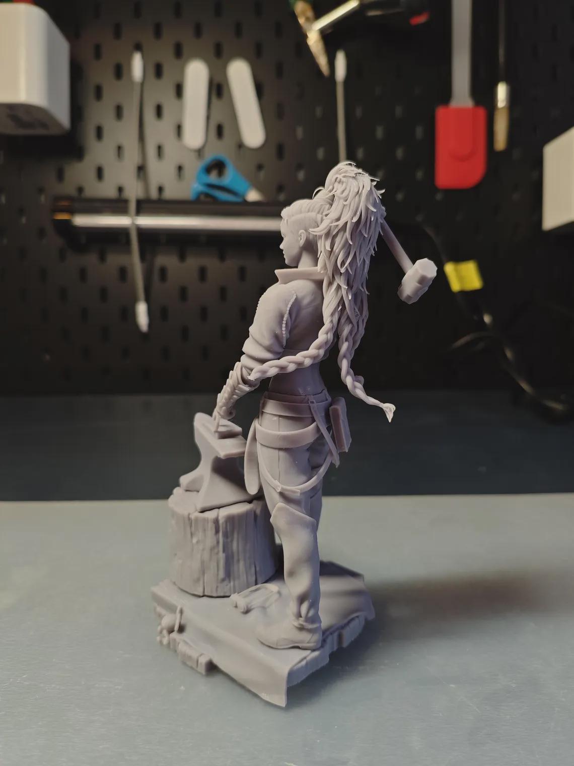 Gemma painted | Action figure inspired by Monster hunter