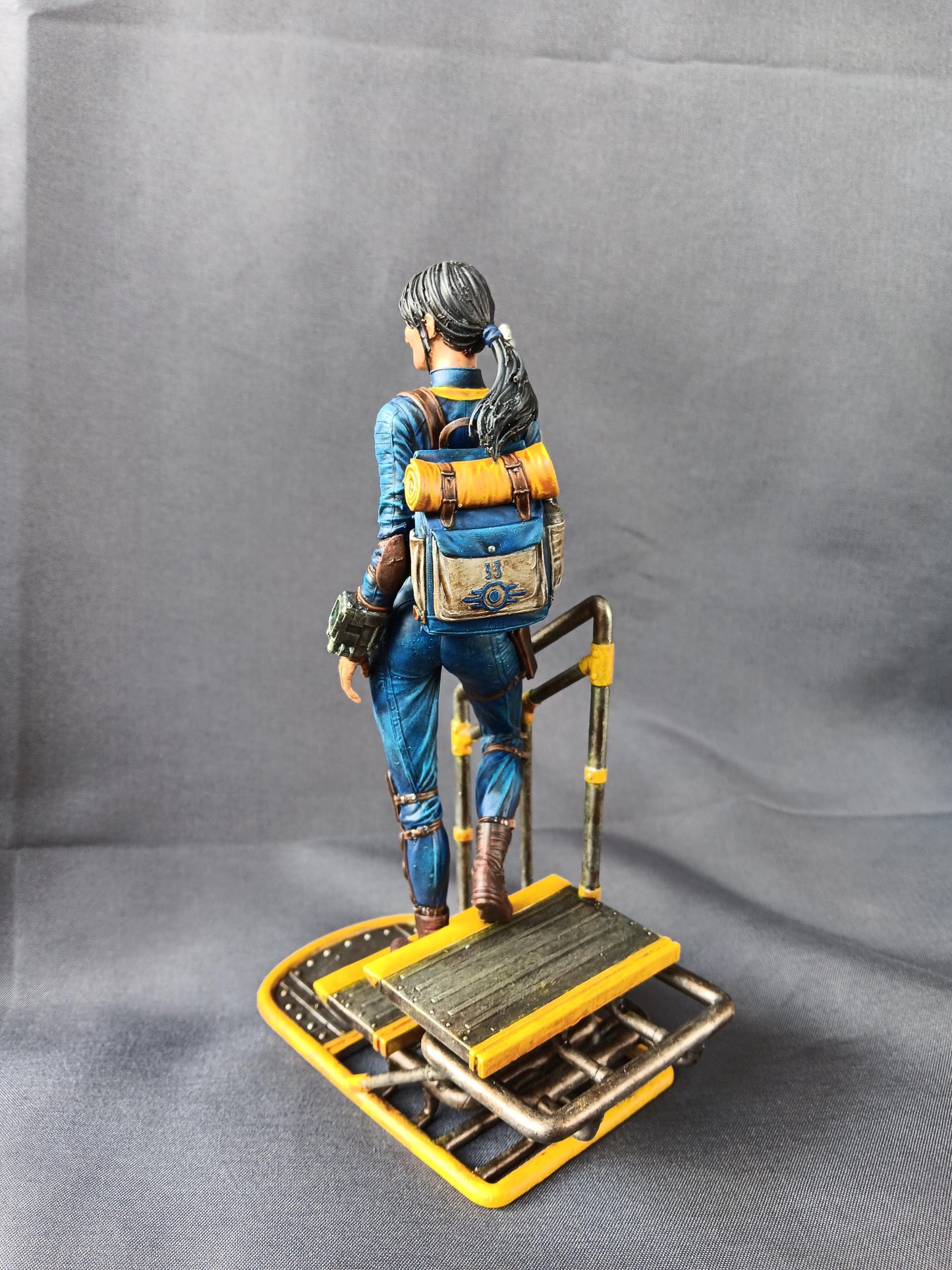 Lucy fallout painted figure 16 cm | figure inspired by Fallout